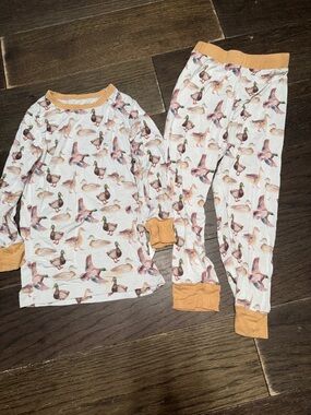 Kids Duck-Print Pajama Set